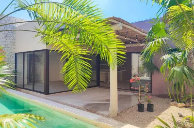 CASA TIKI TIKI EN VENTA DE UNA PLANTA CON TRES RECAMARAS EN CHOLUL MÉRIDA.webp